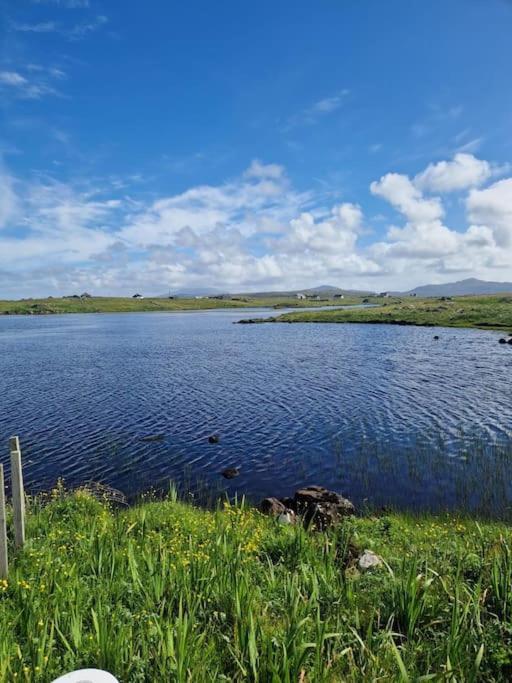 Loch An Eilean Pod Isle Of South Uist Villa Pollachara Eksteriør bilde